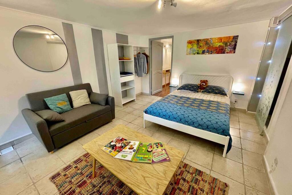 Le Jad Joli F2 Proche Gare, Arenes Avec Terrasse Privee Apartment Nimes Exterior photo